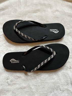 KAUAI Women’s Y2K Boho Black Beaded Flipflop Sandals Feminine Classy Beach Sz 8